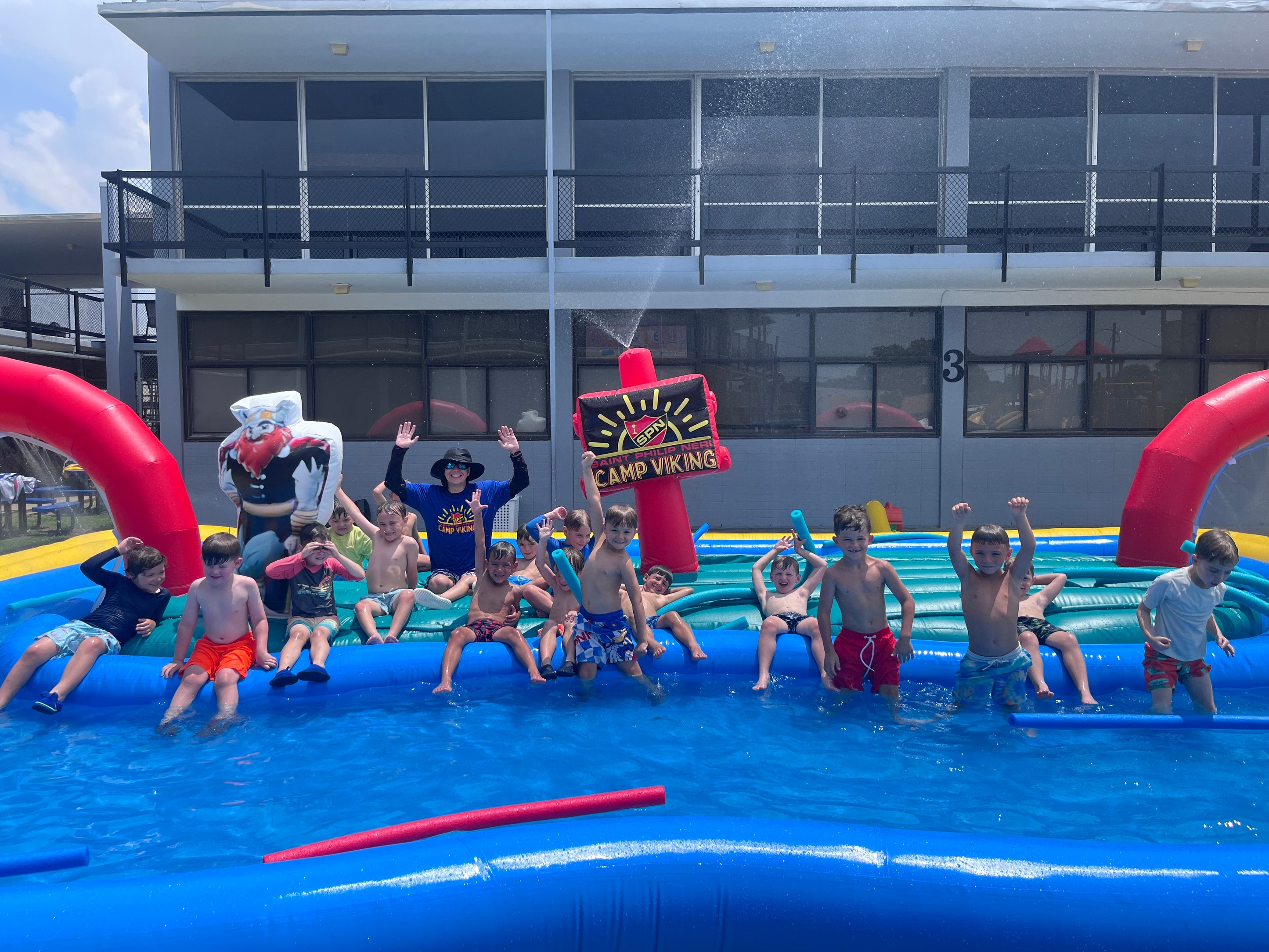 Inflatable Lazy River – inflatableisland.co